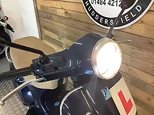 Used 2008 Piaggio Vespa - Interior and Exterior details 11