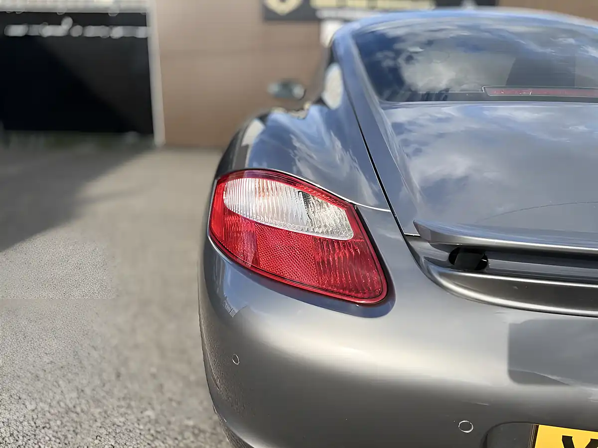 Used 2008 Porsche Cayman 987 Coupe Grey - Interior and Exterior details 10