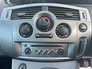 Used 2008 Renault Grand Scenic Dynamique S Silver - Interior and Exterior details 19