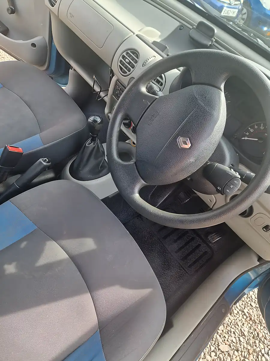 Used 2008 Renault Kangoo Authentique Blue - Interior and Exterior details 15
