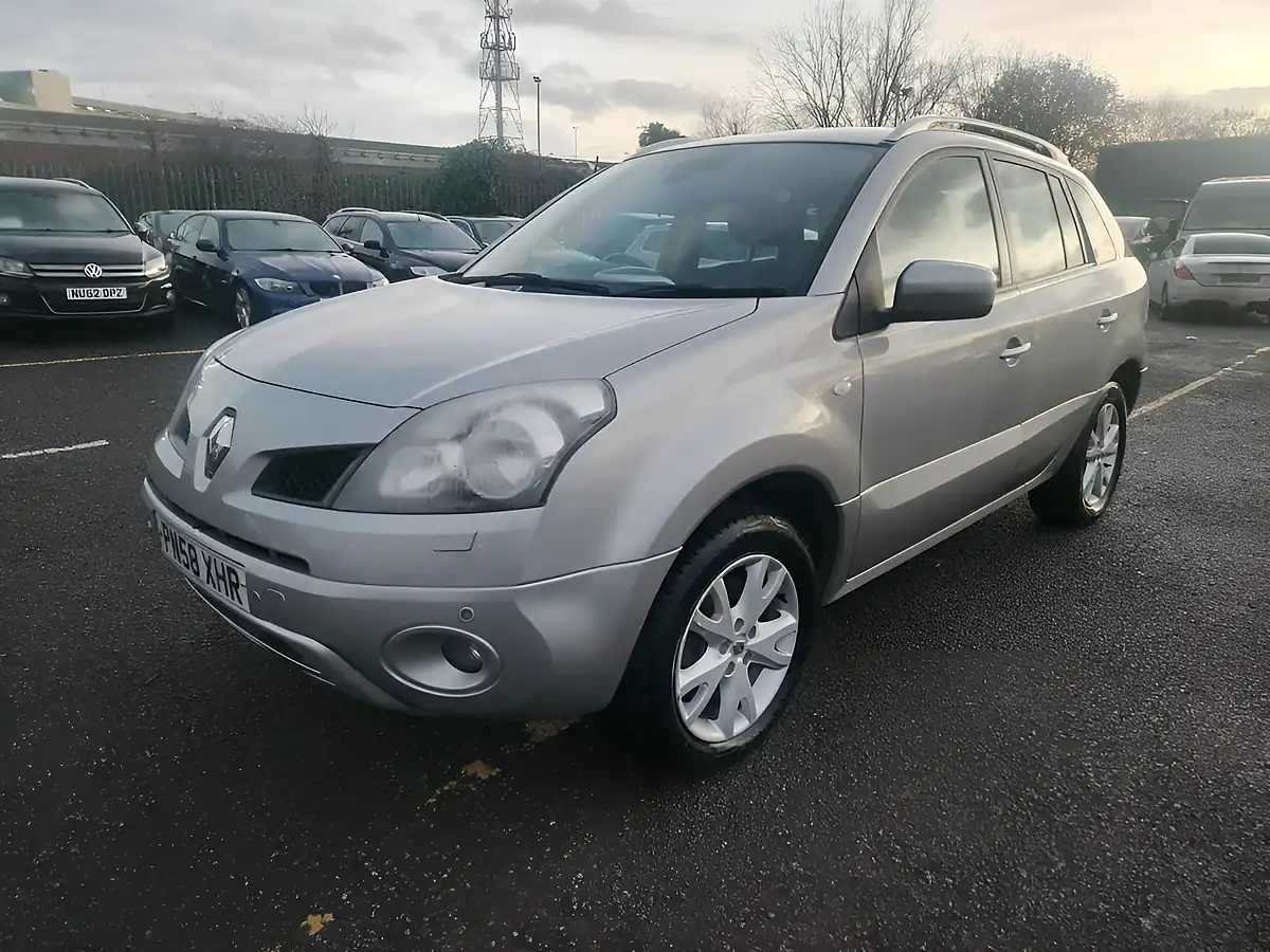 Used 2008 Renault Koleos 4WD Silver - Interior and Exterior details 3