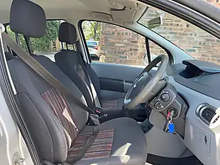 Used 2008 Renault Modus Expression Silver - Interior and Exterior details 9