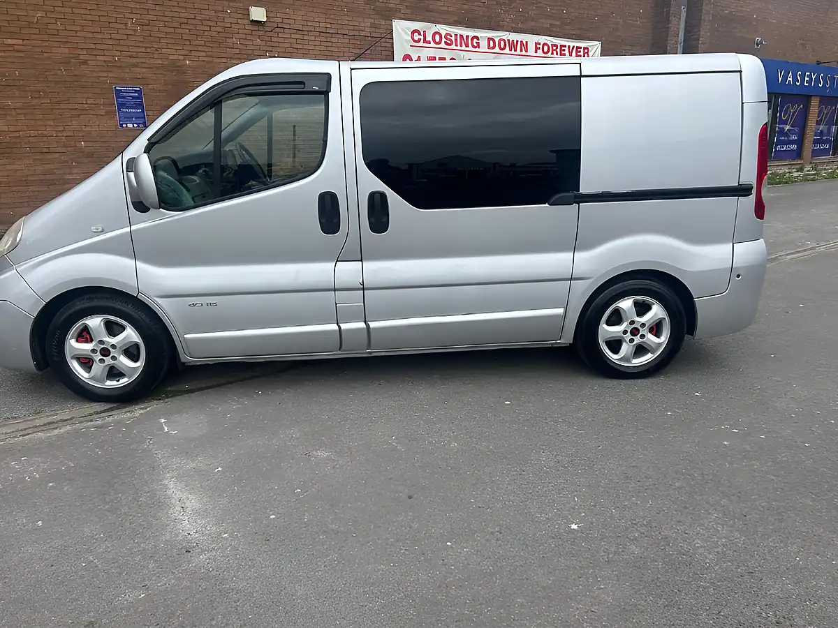 Used 2008 Renault Traffic Camper Silver - Interior and Exterior details 2