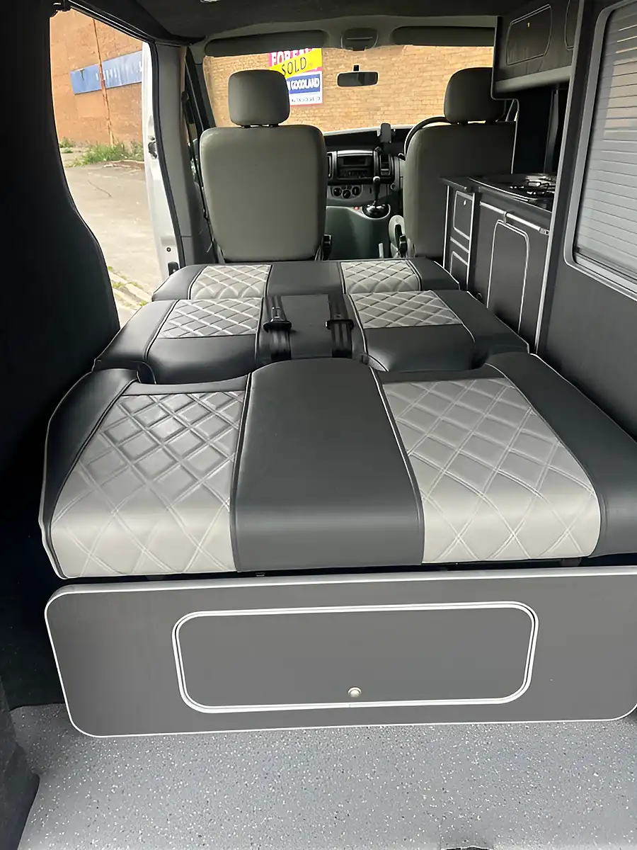 Used 2008 Renault Traffic Camper Silver - Interior and Exterior details 20