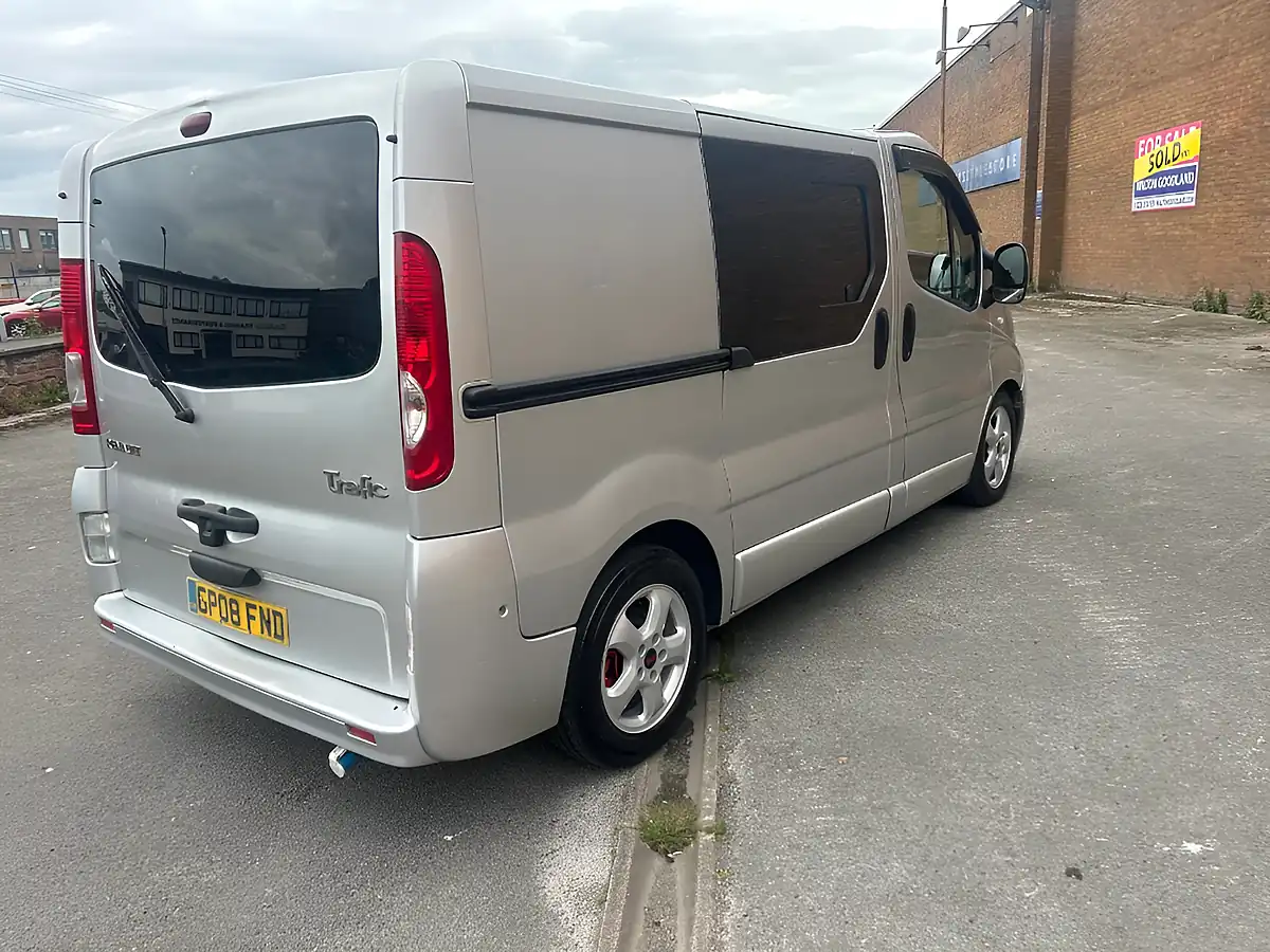 Used 2008 Renault Traffic Camper Silver - Interior and Exterior details 6
