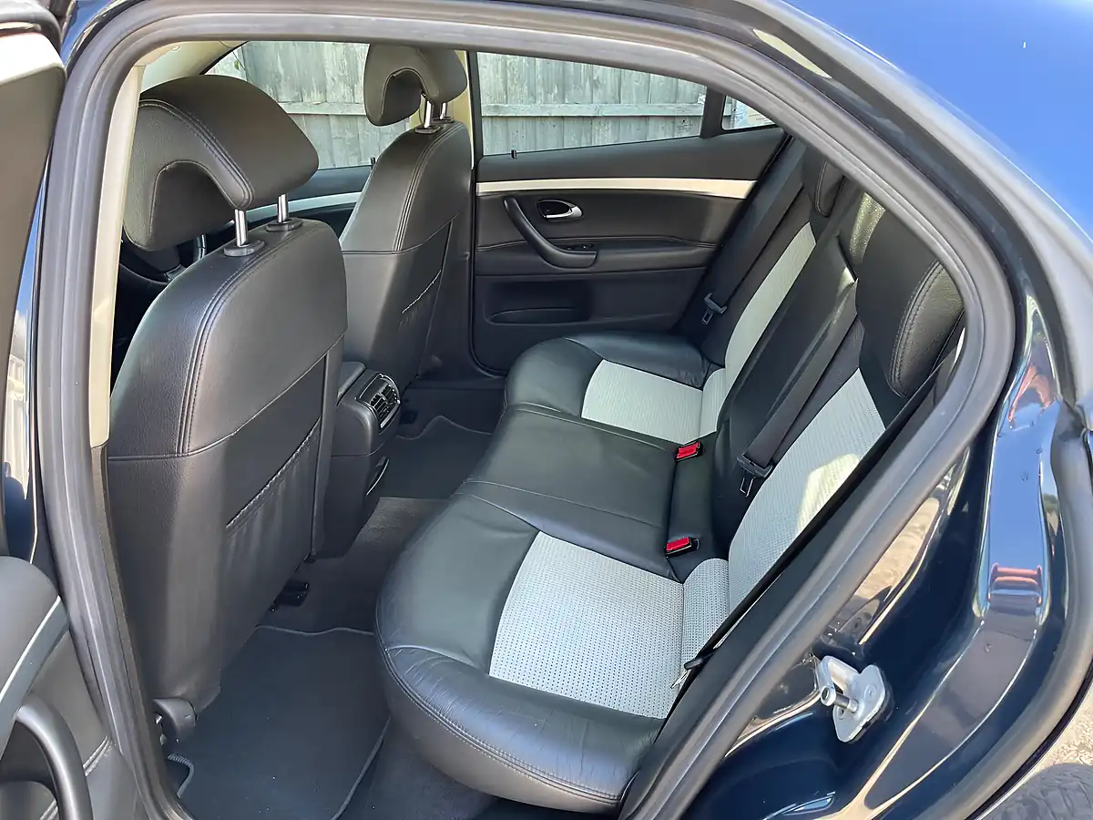 Used 2008 Saab 9-3 Vector Sport Blue - Interior and Exterior details 16