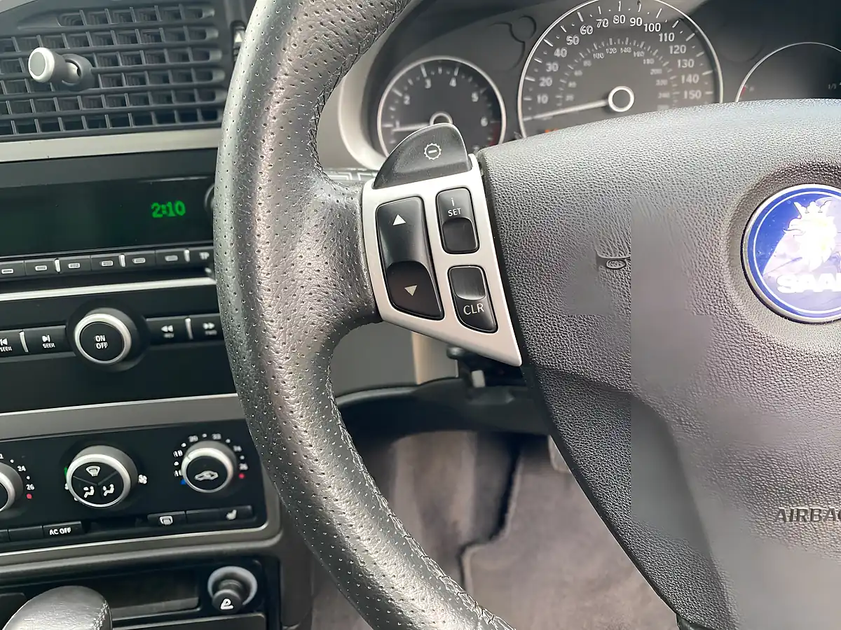 Used 2008 Saab 9-5 Vector Black - Interior and Exterior details 15