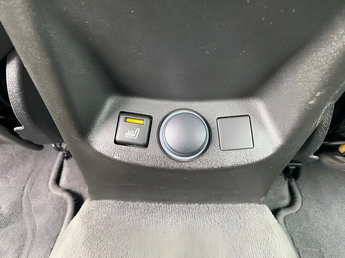 Used 2008 Saab 9-5 Vector Black - Interior and Exterior details 19