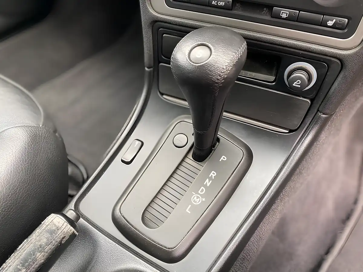 Used 2008 Saab 9-5 Vector Black - Interior and Exterior details 4