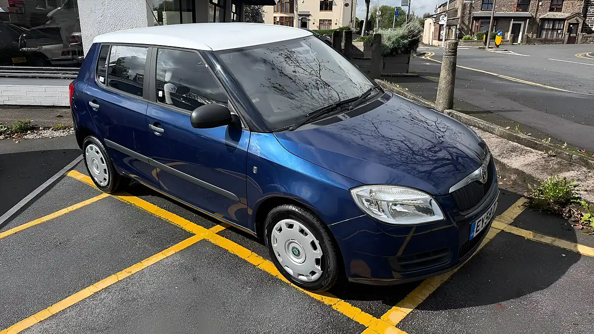 Used 2008 Skoda Fabia 1 5dr Blue - Front View