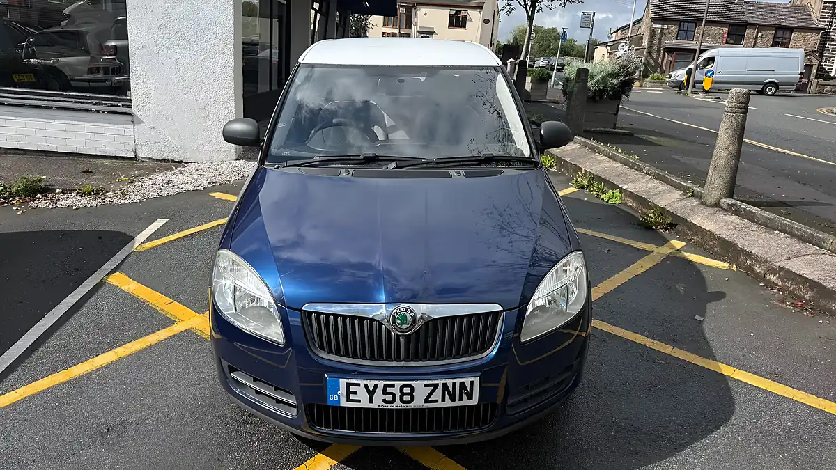 Used 2008 Skoda Fabia 1 5dr Blue - Interior and Exterior details 2