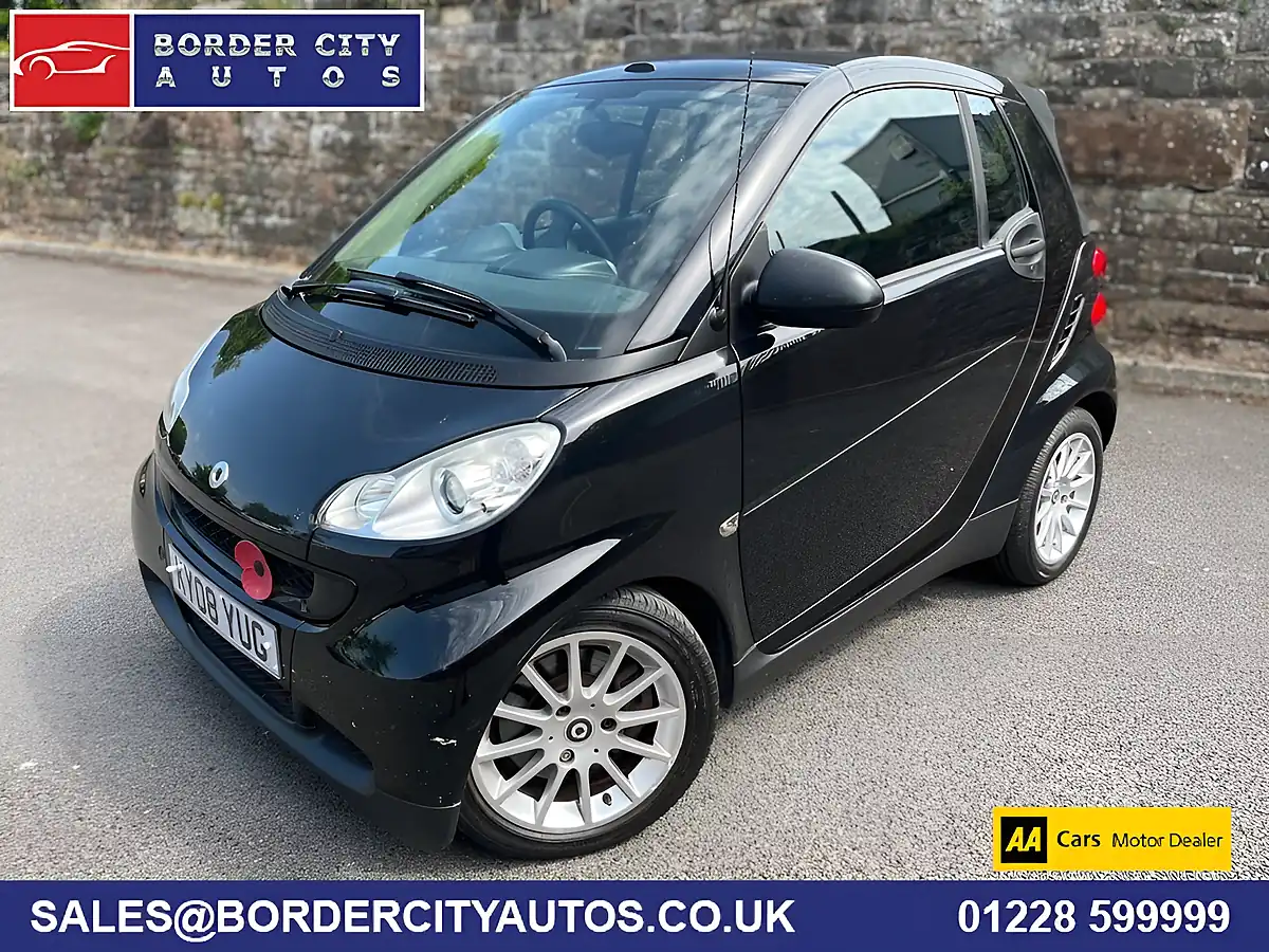 Used 2008 Smart Fortwo Passion Cabriolet Black - Front View