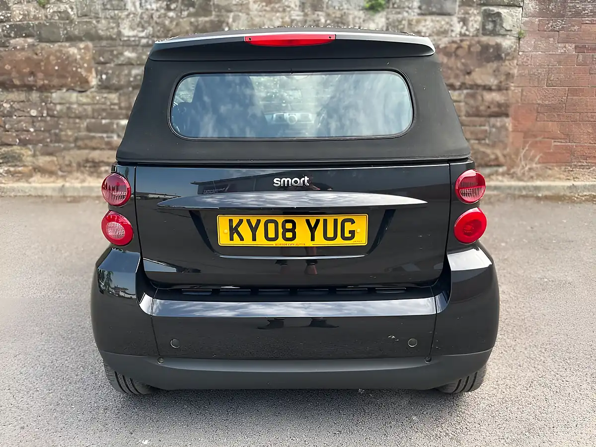 Used 2008 Smart Fortwo Passion Cabriolet Black - Interior and Exterior details 6