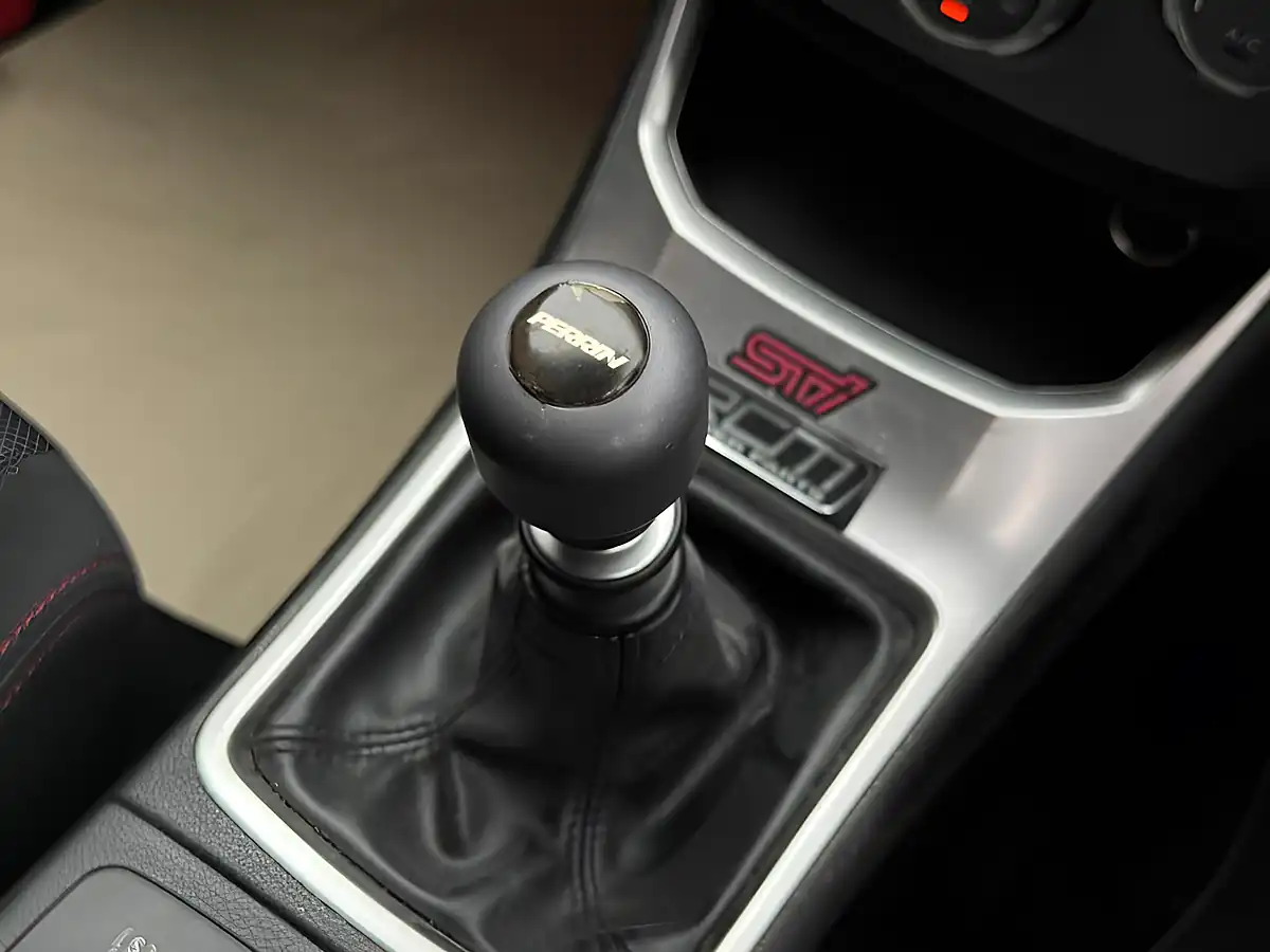 Used 2008 Subaru Impreza Wrx Sti Type Uk White - Interior and Exterior details 15