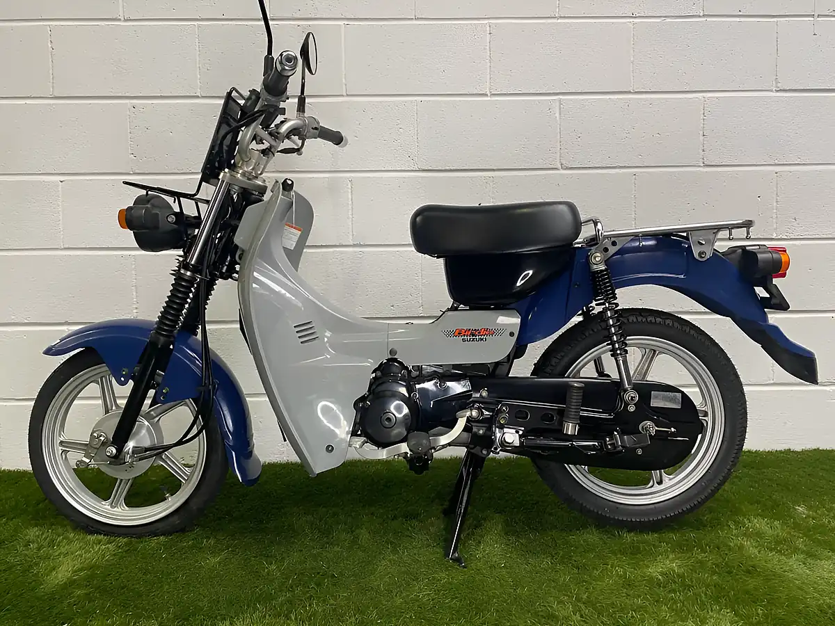 Used 2008 Suzuki Birdie Blue Grey - Interior and Exterior details 11