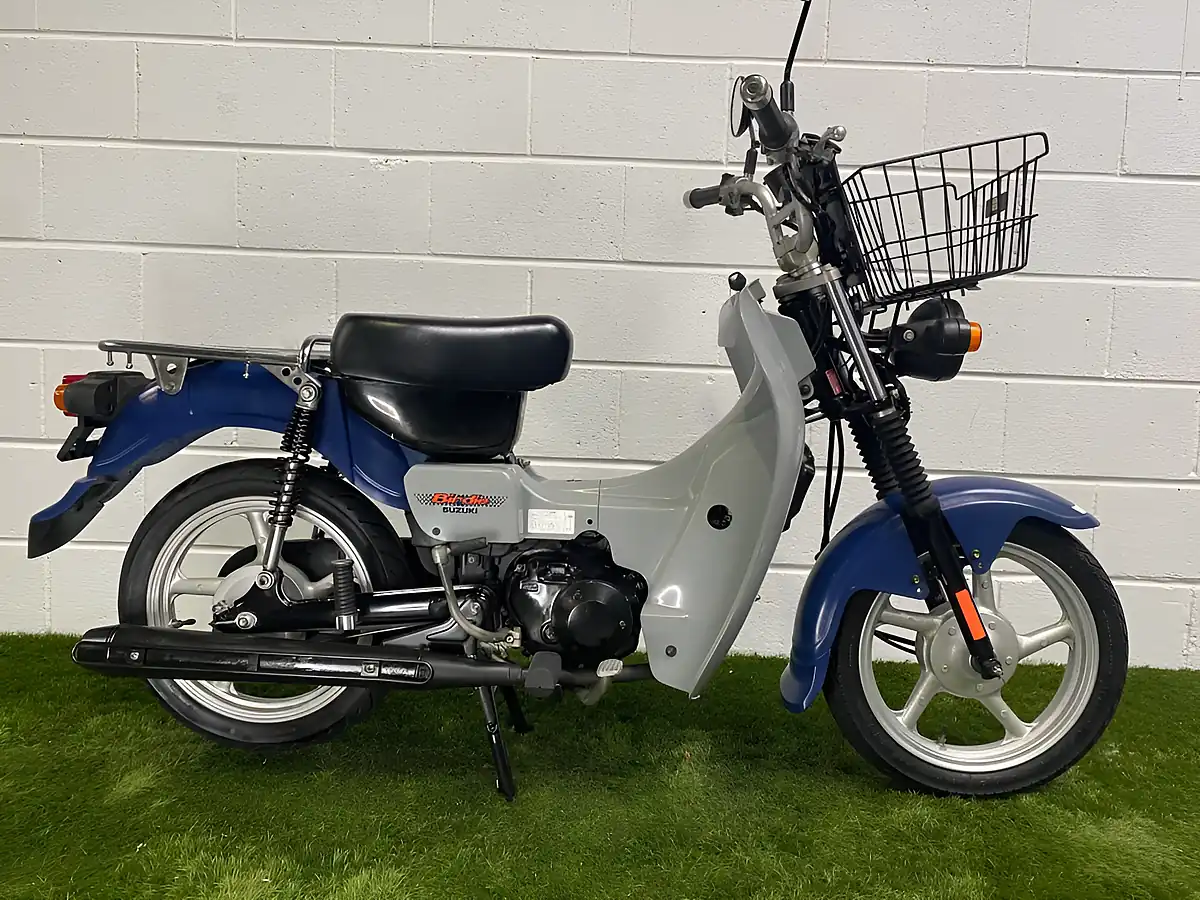 Used 2008 Suzuki Birdie Blue Grey - Front View