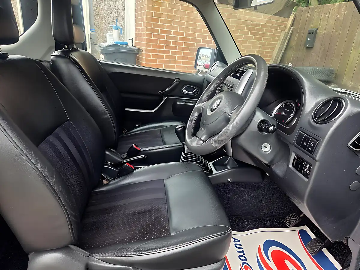 Used 2008 Suzuki Jimny Jlx+ Black - Interior and Exterior details 10