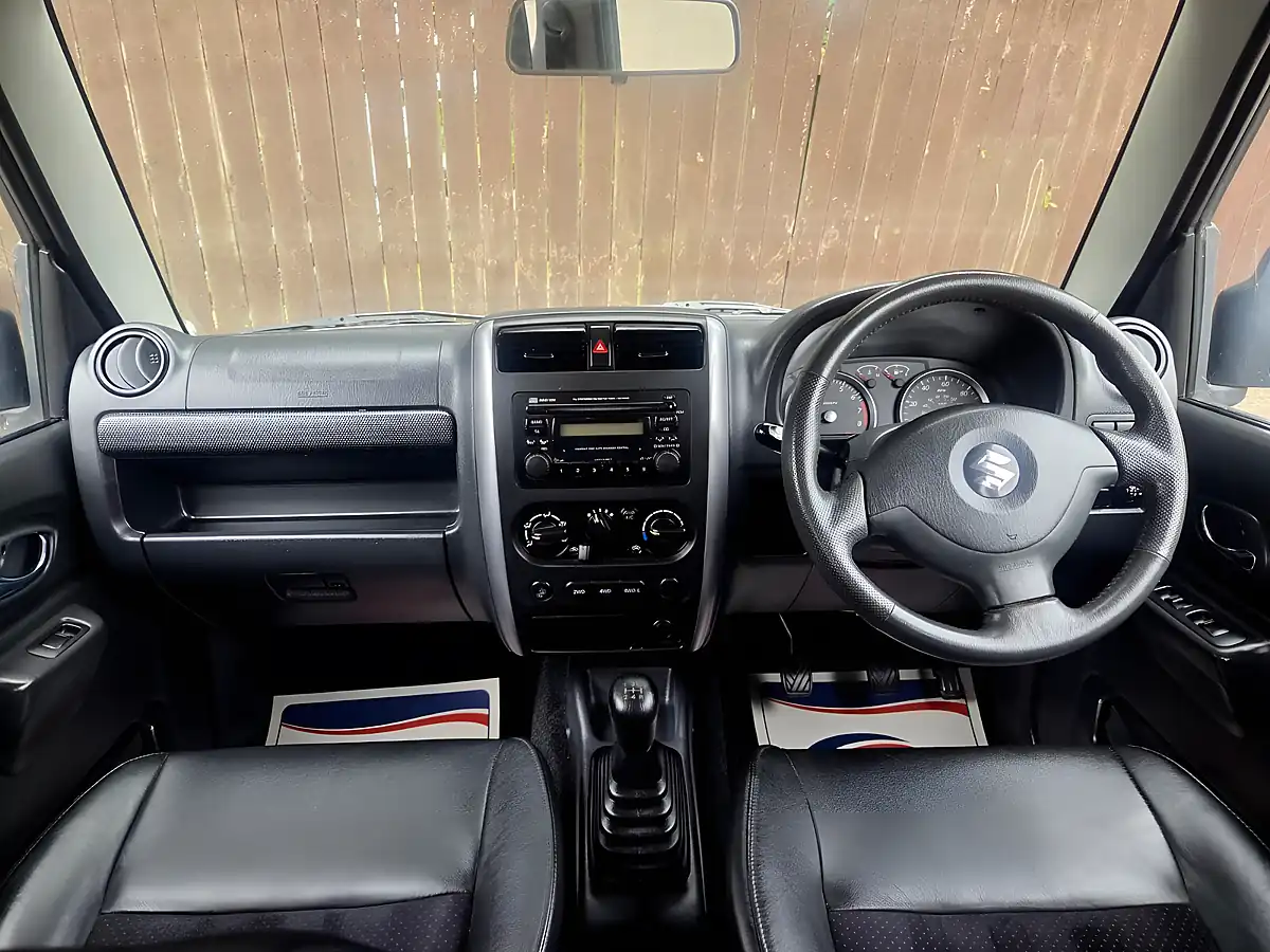 Used 2008 Suzuki Jimny Jlx+ Black - Interior and Exterior details 9