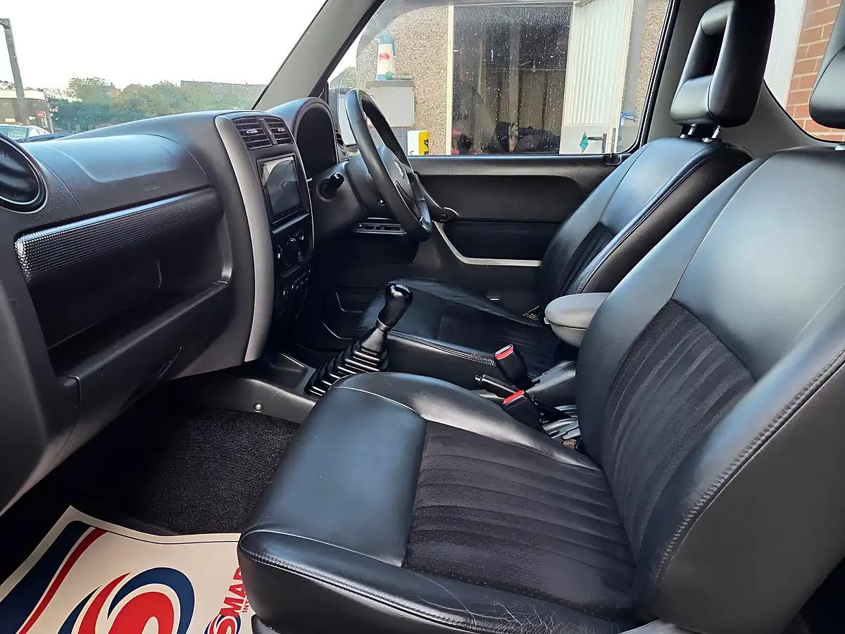 Used 2008 Suzuki Jimny Jlx+ Black - Interior and Exterior details 16