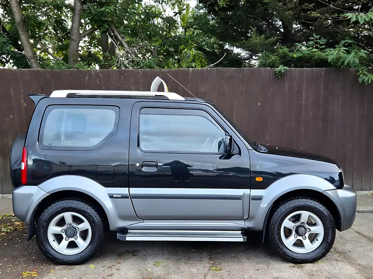 Used 2008 Suzuki Jimny Jlx+ Black - Interior and Exterior details 7