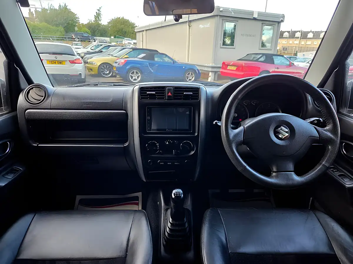 Used 2008 Suzuki Jimny Jlx+ Black - Interior and Exterior details 9
