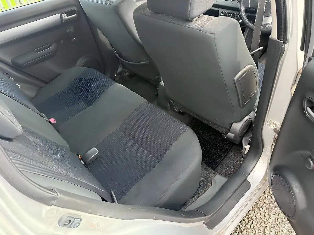Used 2008 Suzuki Swift Gl Silver - Interior and Exterior details 14