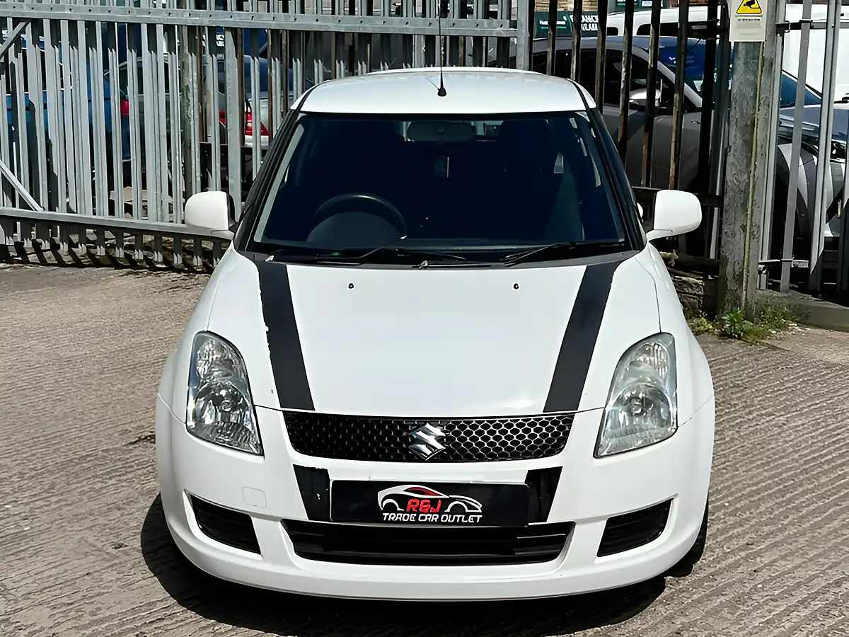 Used 2008 Suzuki Swift Gl White - Interior and Exterior details 8