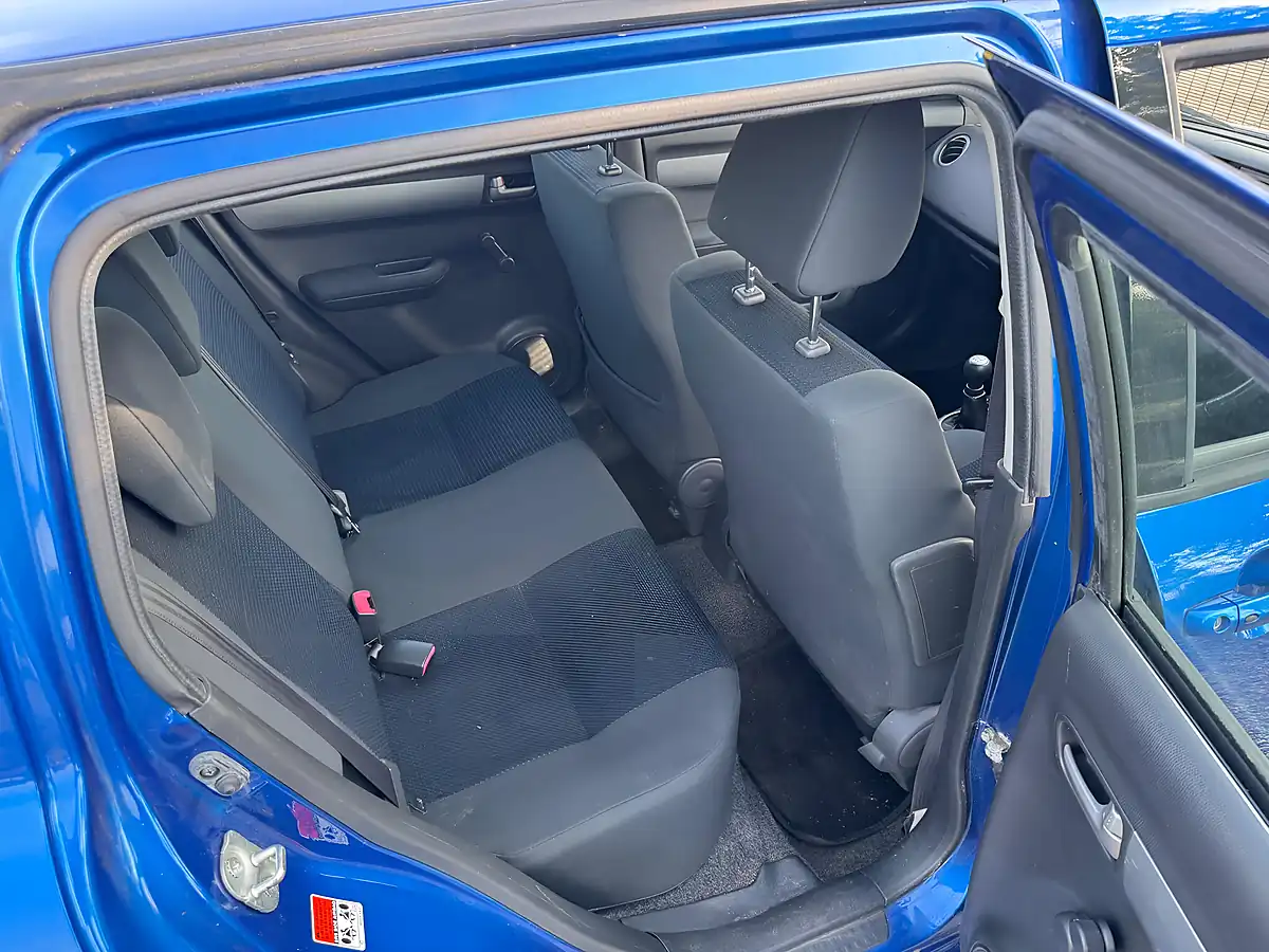 Used 2008 Suzuki Swift Glx Blue - Interior and Exterior details 19