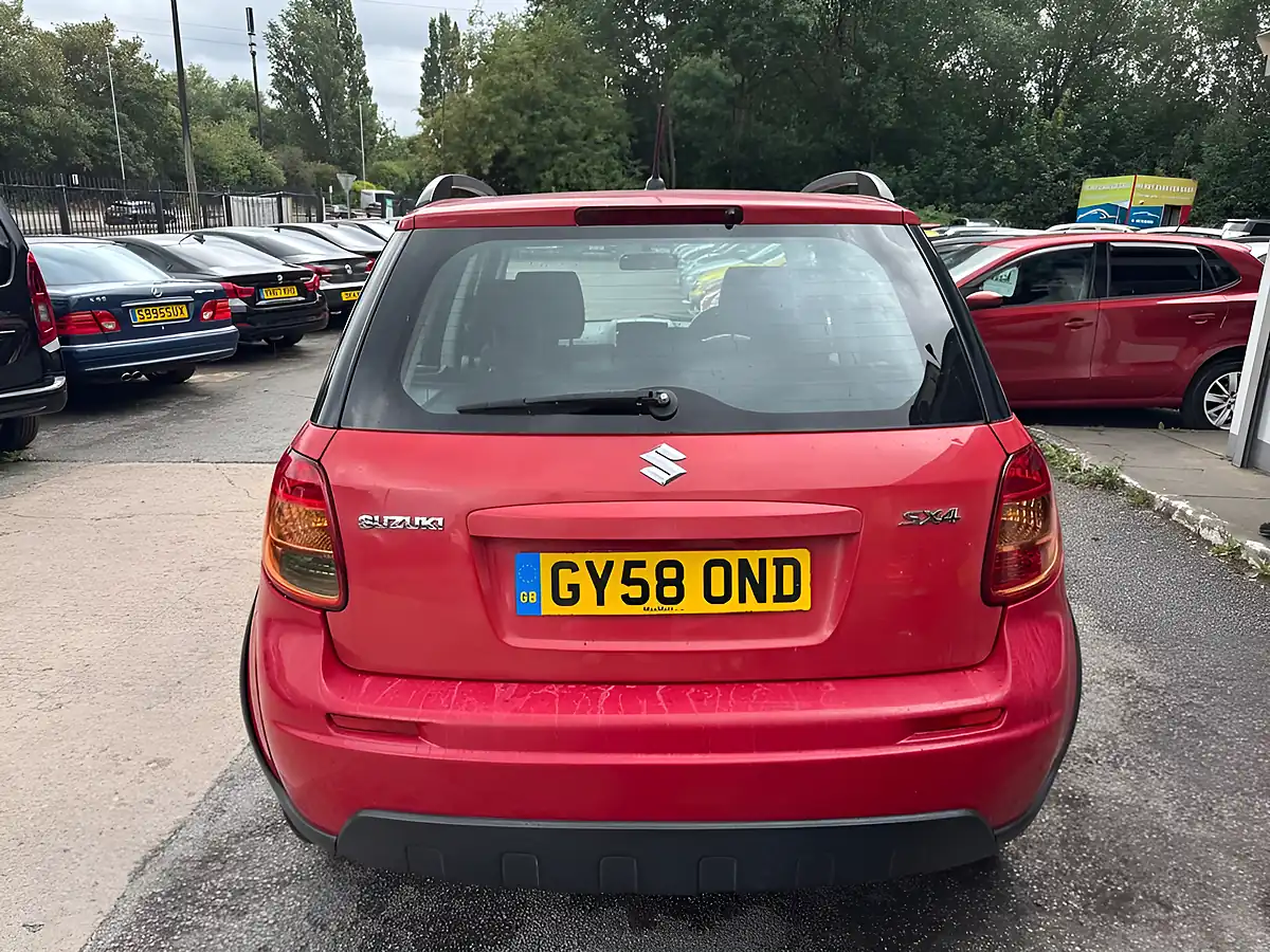 Used 2008 Suzuki Sx4 Gl Red - Interior and Exterior details 4