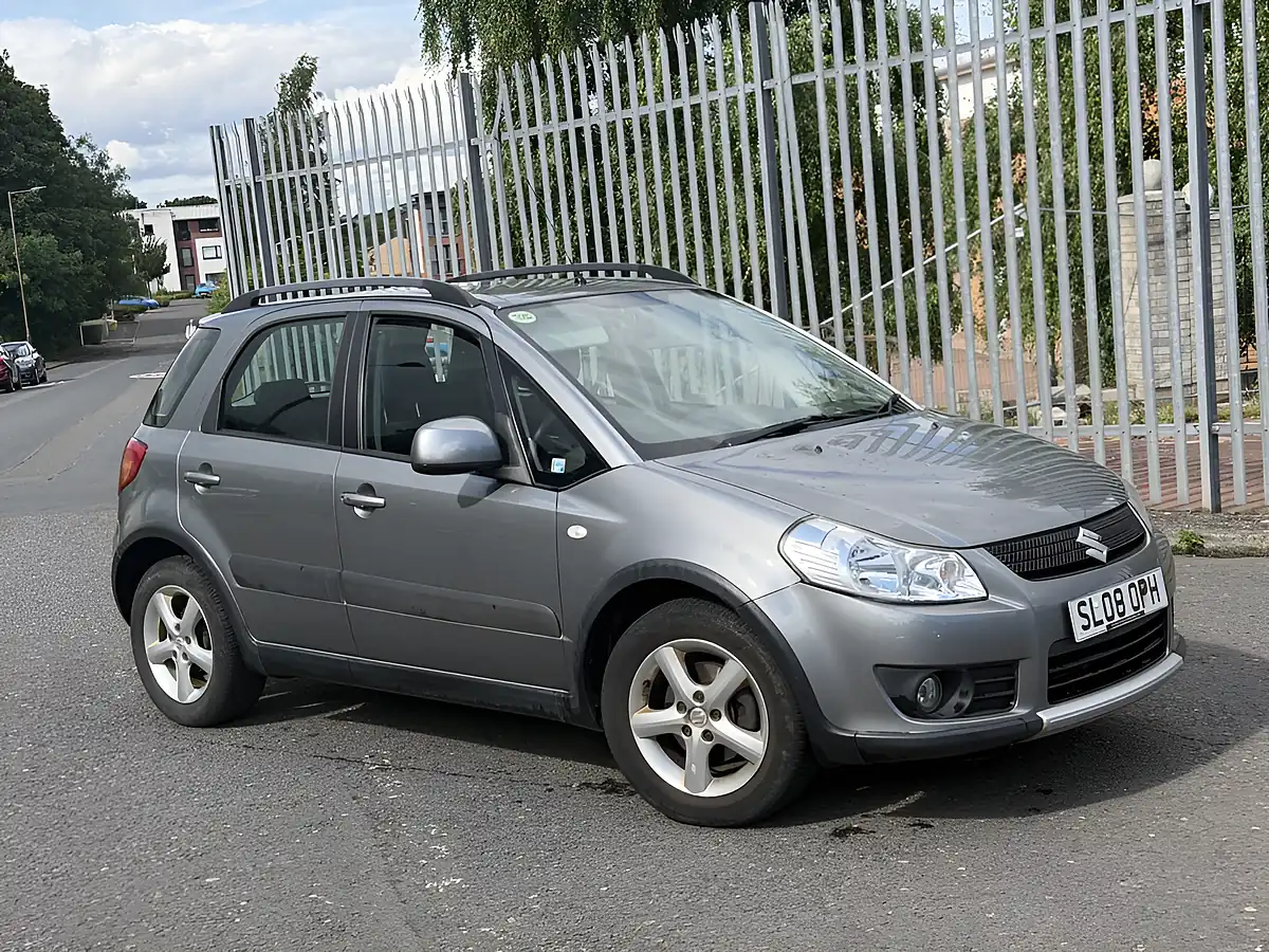 Used 2008 Suzuki SX4 Glx Grey - Interior and Exterior details 2