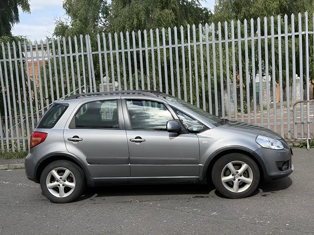 Used 2008 Suzuki SX4 Glx Grey - Interior and Exterior details 3