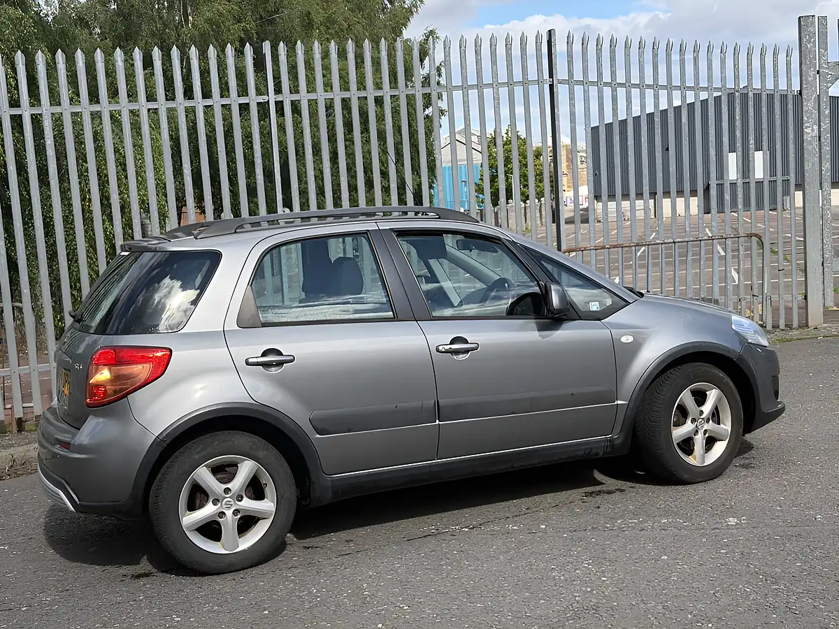 Used 2008 Suzuki SX4 Glx Grey - Interior and Exterior details 4