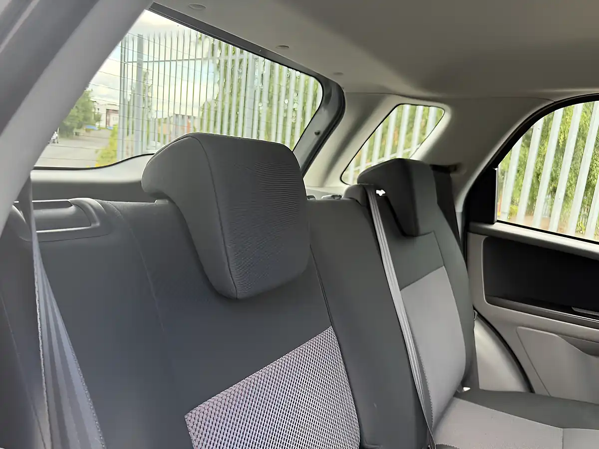 Used 2008 Suzuki SX4 Glx Grey - Interior and Exterior details 7