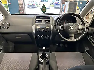 Used 2008 Suzuki Sx4 Glx Silver - Interior and Exterior details 18