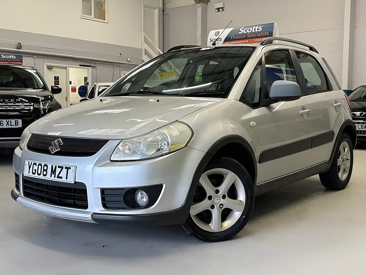 Used 2008 Suzuki Sx4 Glx Silver - Interior and Exterior details 3
