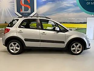 Used 2008 Suzuki Sx4 Glx Silver - Interior and Exterior details 4