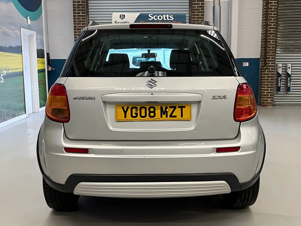 Used 2008 Suzuki Sx4 Glx Silver - Interior and Exterior details 6