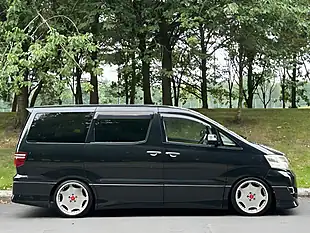 Used 2008 Toyota Alphard 8 Seater Black - Interior and Exterior details 3