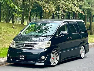 Used 2008 Toyota Alphard 8 Seater Black - Interior and Exterior details 9
