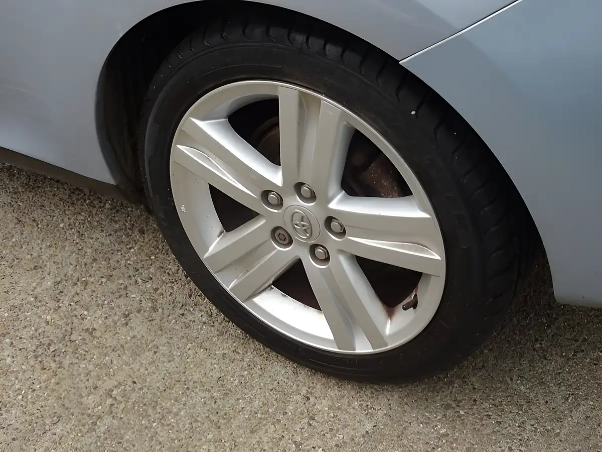 Used 2008 Toyota Auris Sr 180 Blue - Interior and Exterior details 15