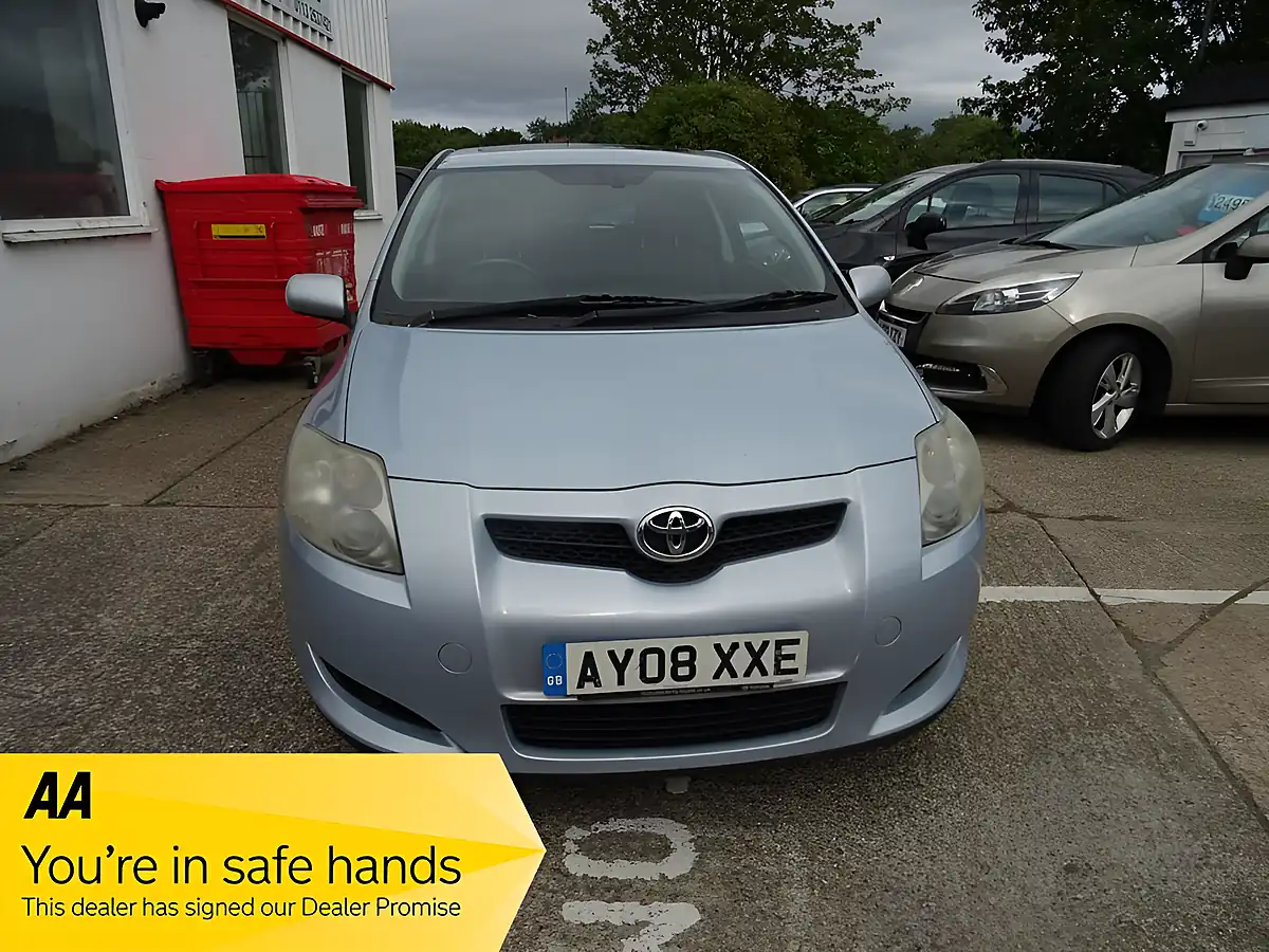 Used 2008 Toyota Auris Sr 180 Blue - Interior and Exterior details 2