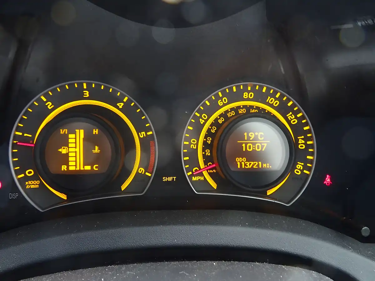 Used 2008 Toyota Auris Sr 180 Blue - Interior and Exterior details 4