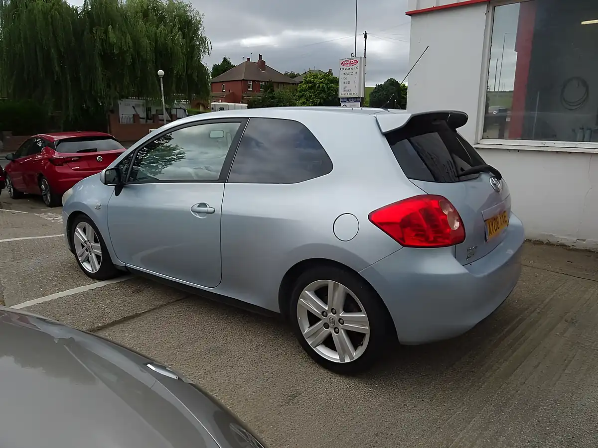 Used 2008 Toyota Auris Sr 180 Blue - Interior and Exterior details 8