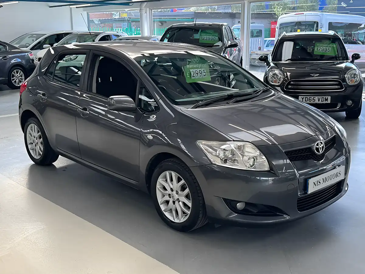 Used 2008 Toyota Auris T3 Grey - Interior and Exterior details 11