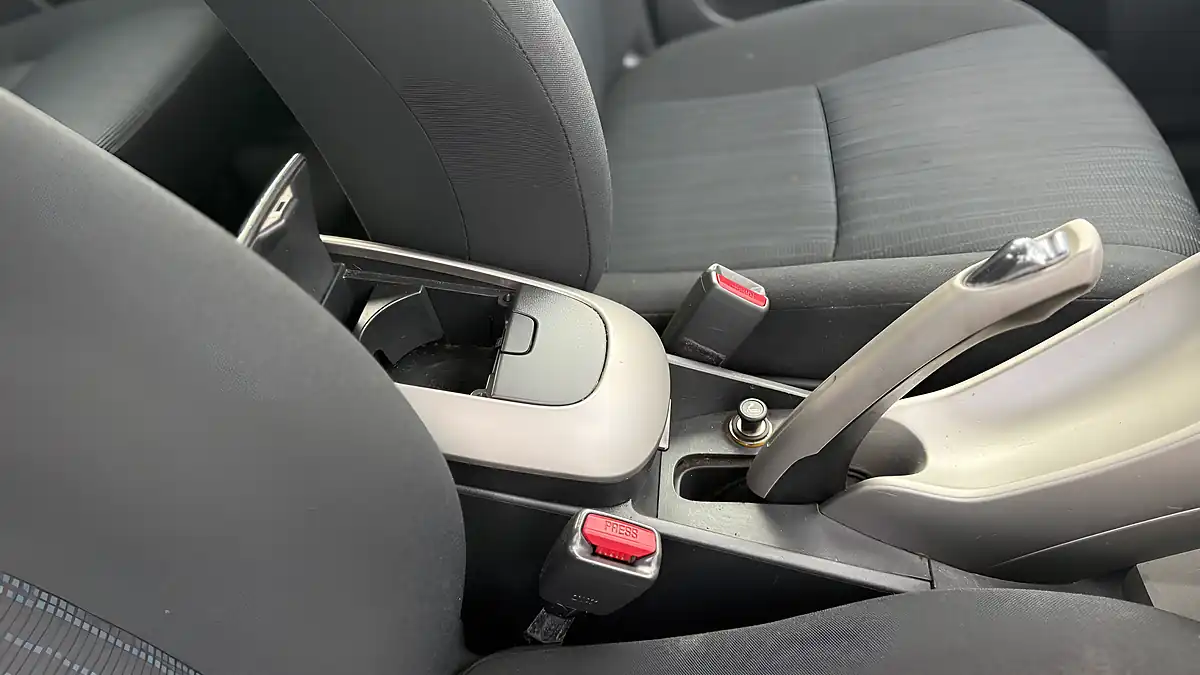 Used 2008 Toyota Auris Tr Black - Interior and Exterior details 14