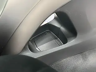 Used 2008 Toyota Auris Tr Silver - Interior and Exterior details 13