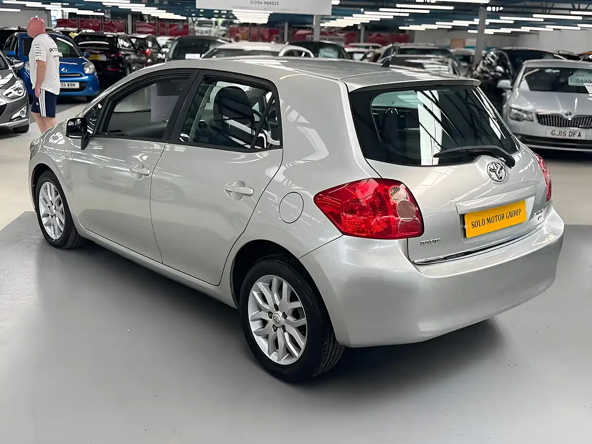 Used 2008 Toyota Auris Tr Silver - Interior and Exterior details 2