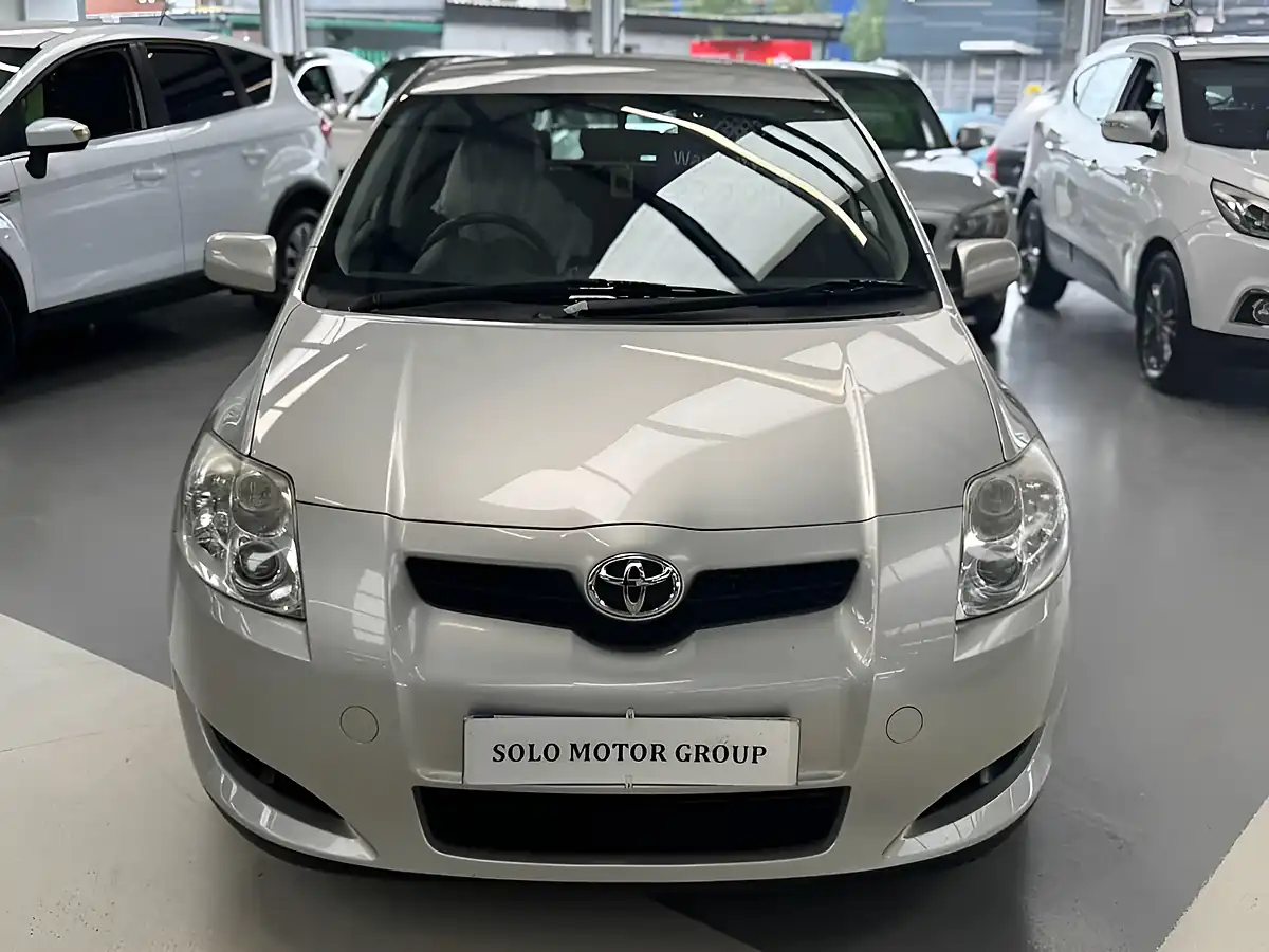 Used 2008 Toyota Auris Tr Silver - Interior and Exterior details 6