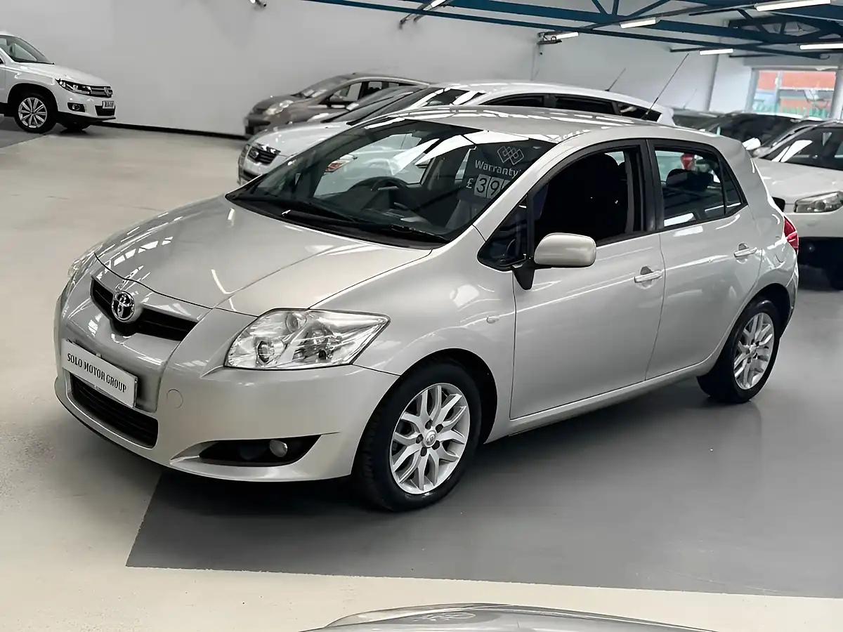 Used 2008 Toyota Auris Tr Silver - Interior and Exterior details 9