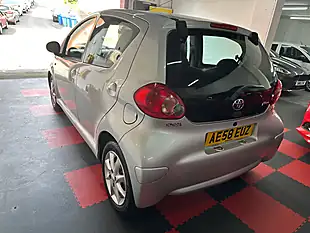 Used 2008 Toyota Aygo Platinum Silver - Interior and Exterior details 5
